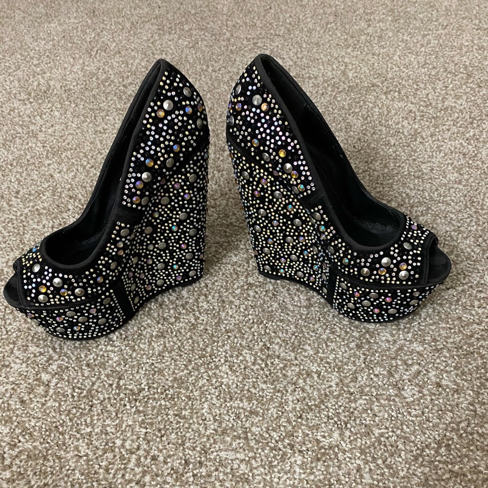 Sparkly Wedges